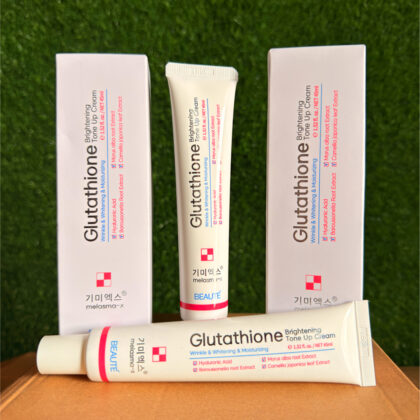 Beaute Glutathione Brightening Tone Up Cream 45ml (Korea)- ২ পিস